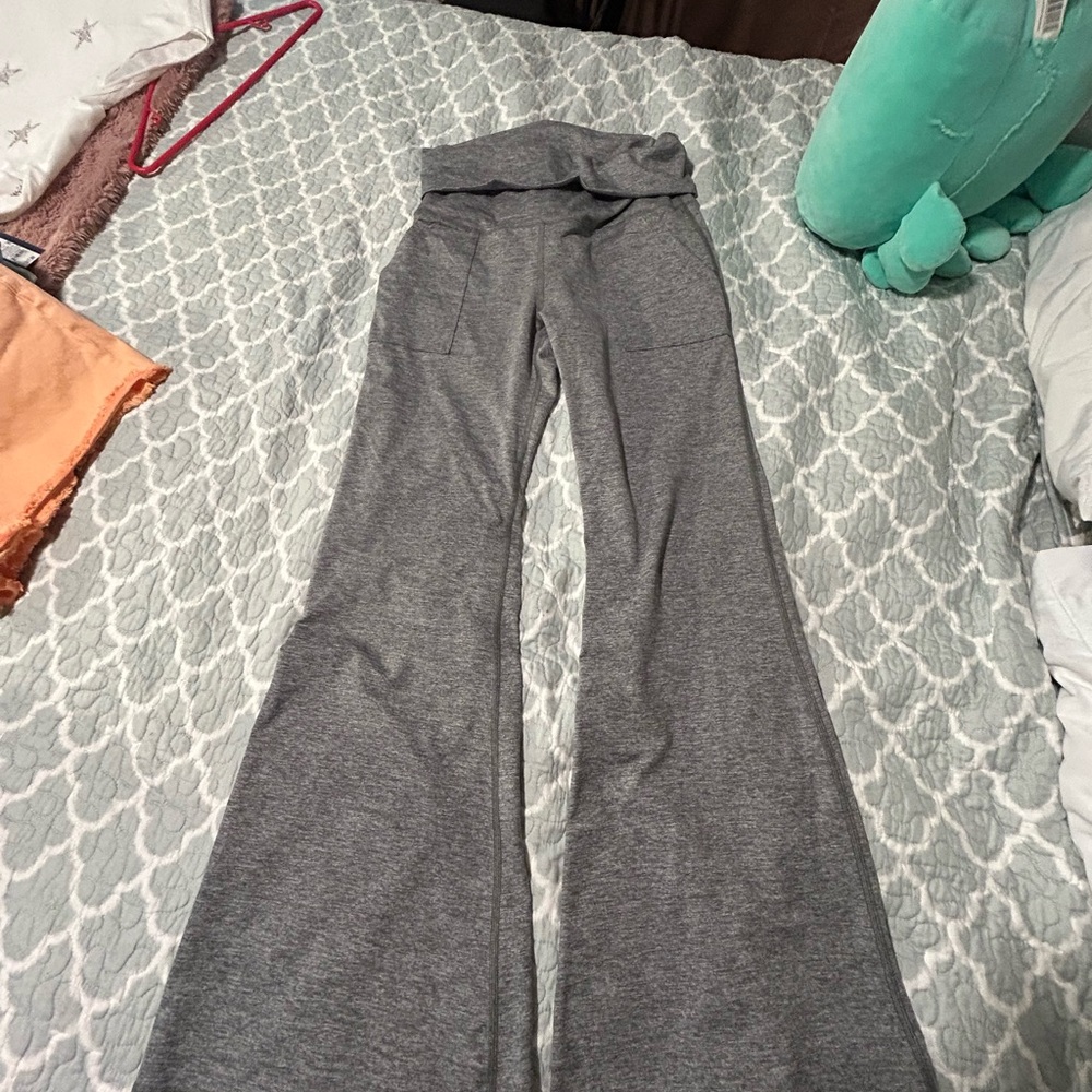 Aerie Heather Gray Flare Leggings